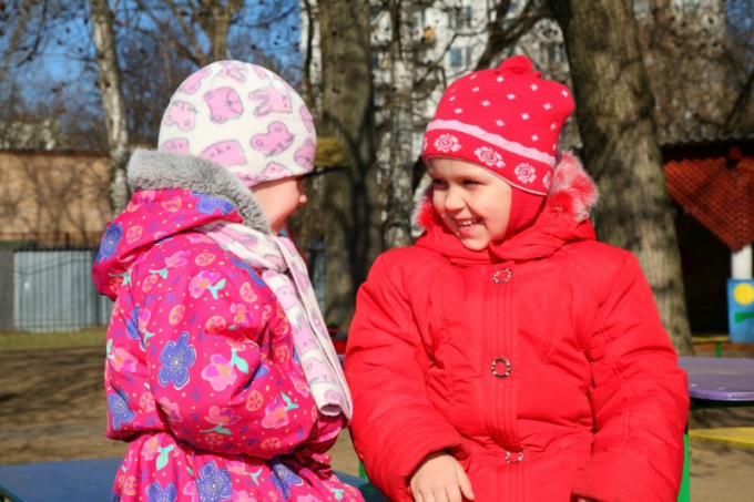 Wie kann man sich im Kindergarten anmelden?