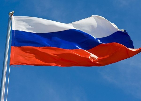 Was sind die Farben auf der russischen Flagge