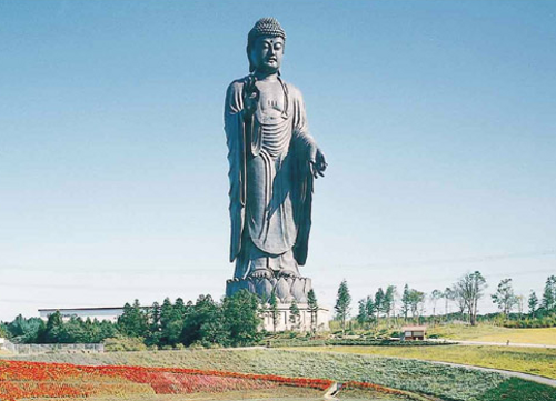 Buddha-Statue in der Stadt Chuchura: einige interessante Fakten