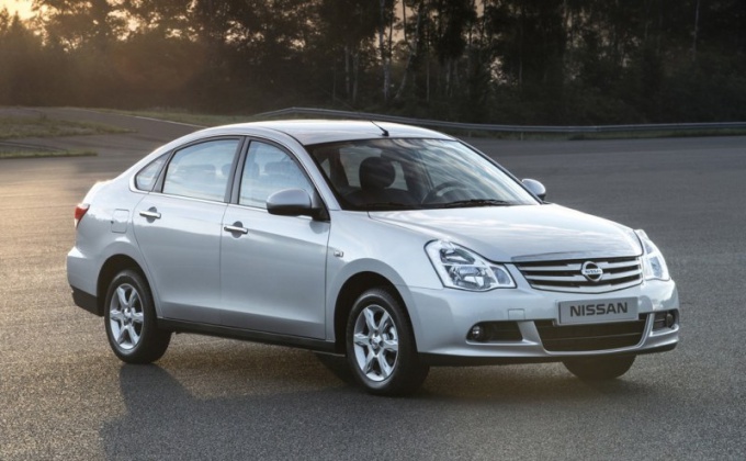 Nissan Almera Classic: Testberichte und Funktionen 